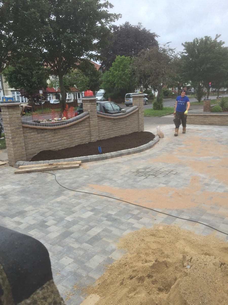 Builder: Image 12